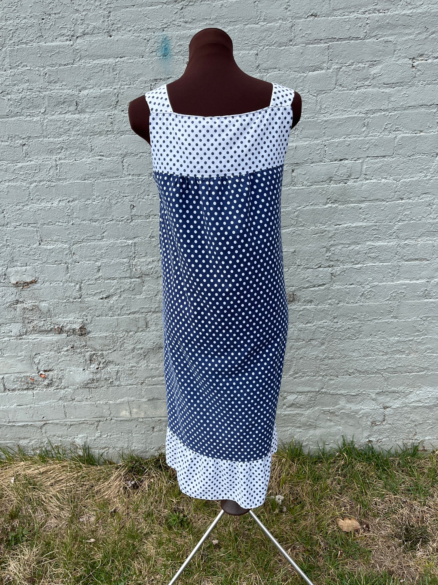 Vintage 1960s/1970s Navy Blue & White Polka Dot Sleeveless Pinafore Ruffle Shift Dress