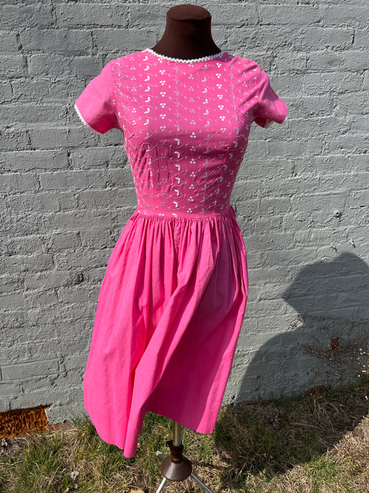 Vintage 1950s Hot Pink & White Embroidered Floral Fit & Flare Dress